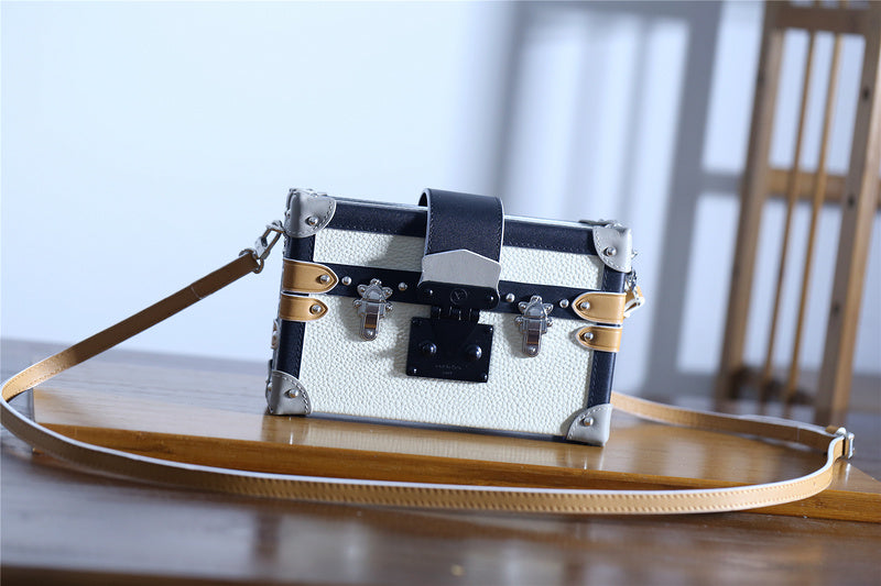 Ozarra Fashion Lu-Vi bags - 8231