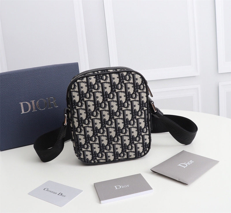 Ozarra - Dir Bags - 1522