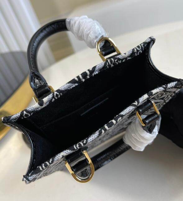 Ozarra Luxury - LOV Bags - 2578