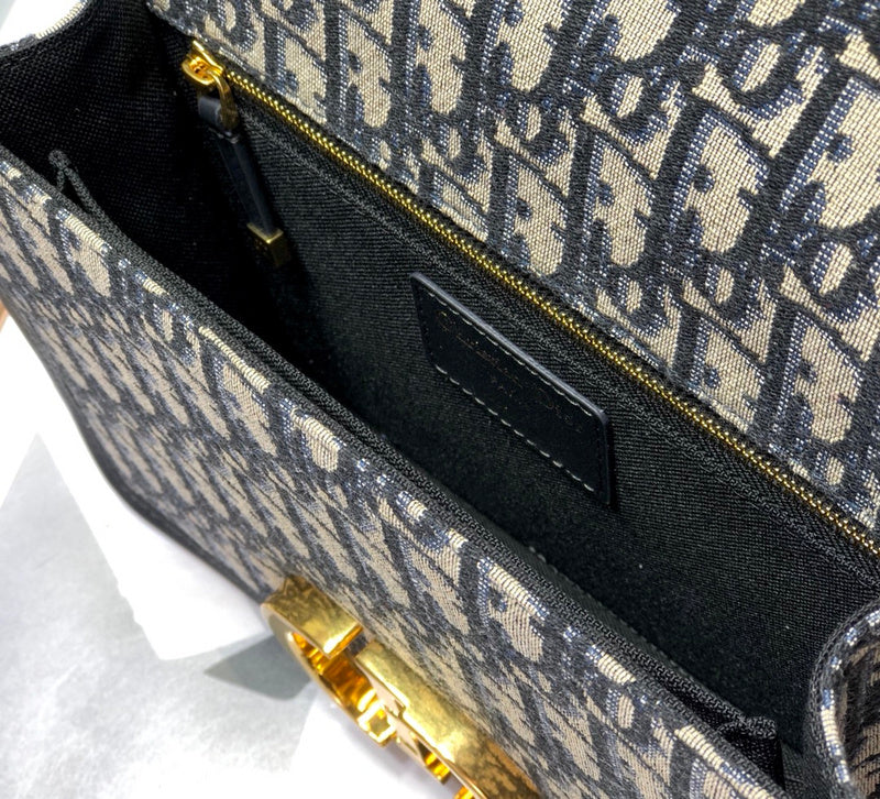 OZ - Dir Bags - 989