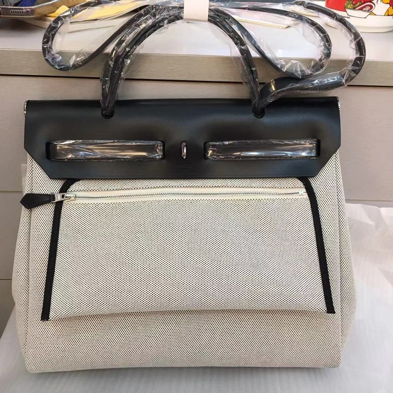 Ozarra - HMS Bags - 062