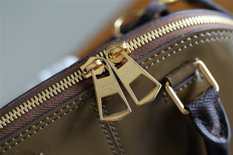 Ozarra Fashion Lu-Vi bags - 8280