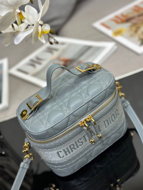 Ozarra - Dir Bags - 080
