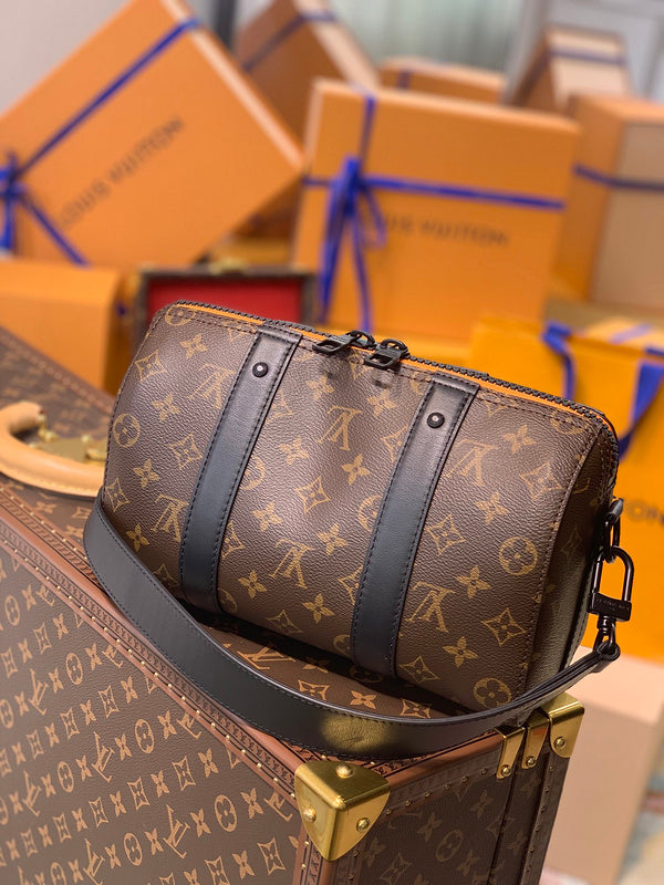 Ozarra Fashion Lu-Vi bags - 17040