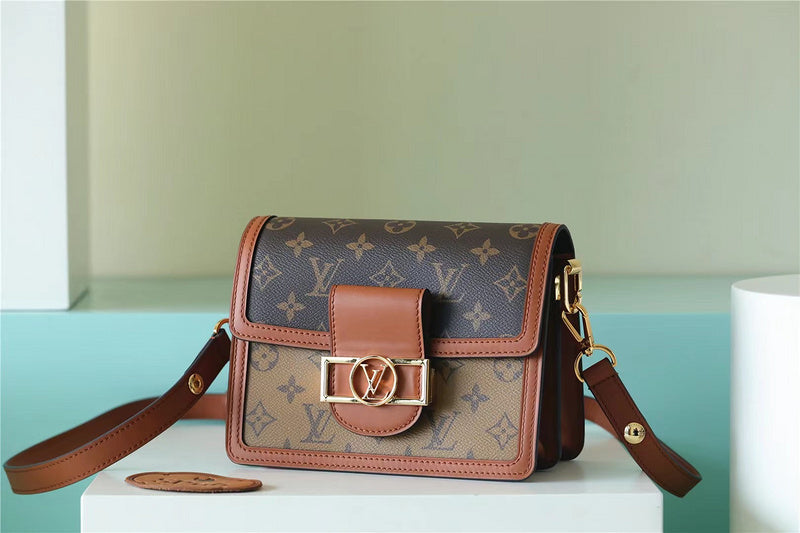 Ozarra Fashion Lu-Vi bags - 8138