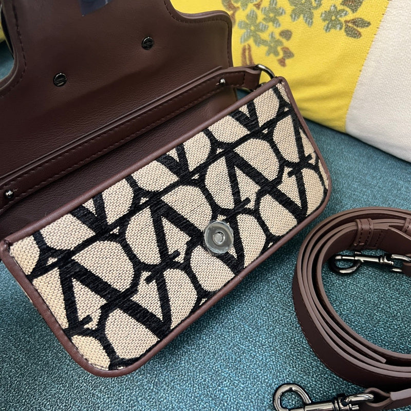 OZ - VEL Bags - 411