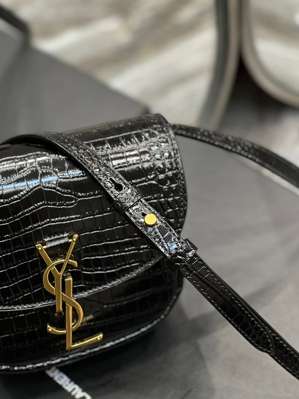OZ - SLY Bags - 695