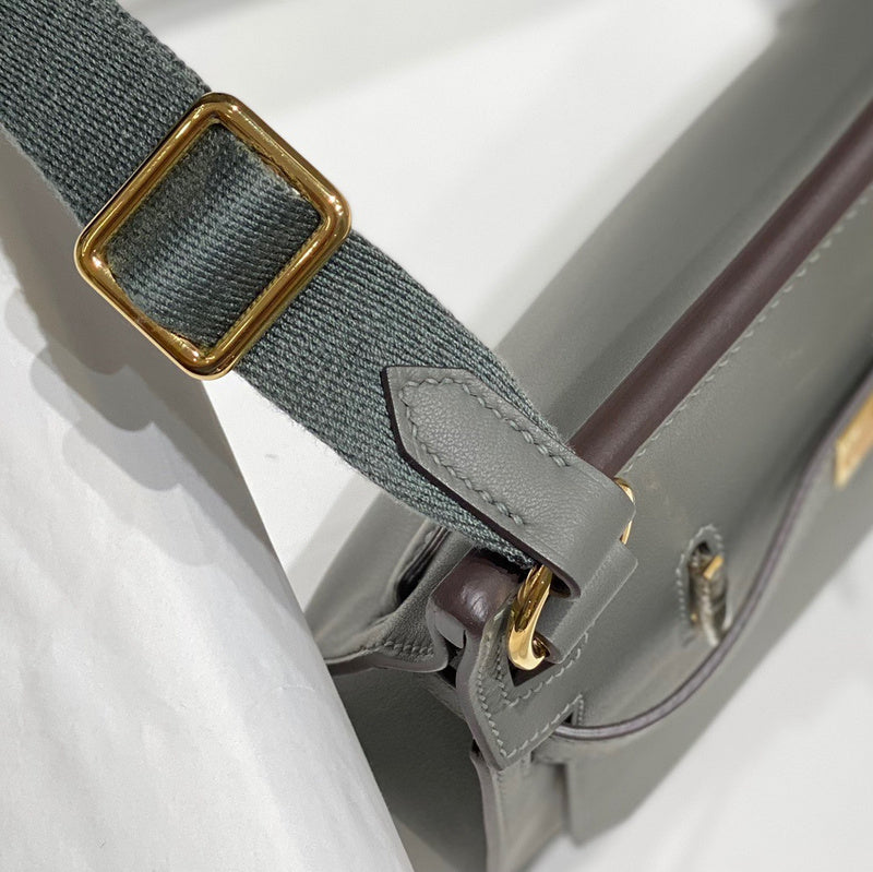 Ozarra - HMS Bags - 046