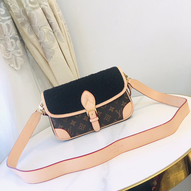 Ozarra - GUKI Women Bags - 1648