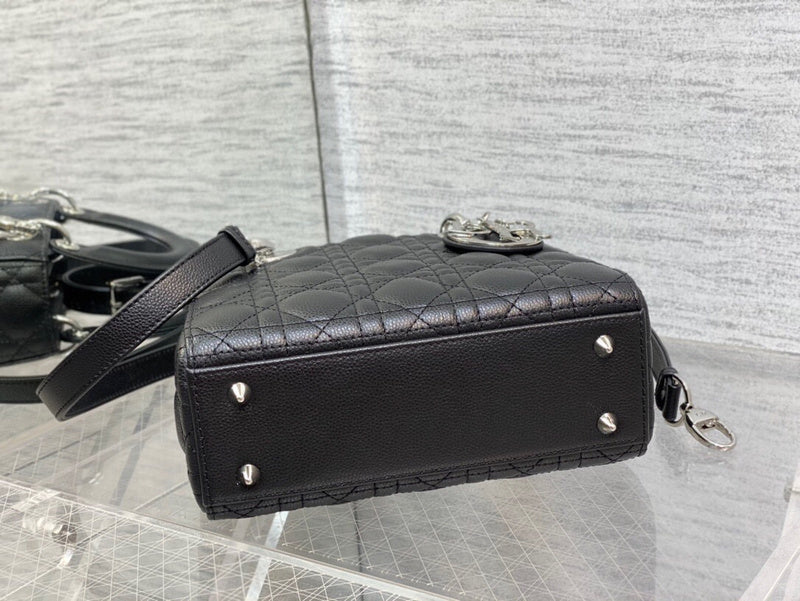 Ozarra - Dir Bags - 1752