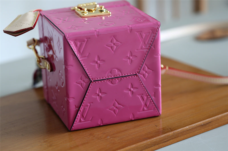Ozarra Fashion Lu-Vi bags - 9400