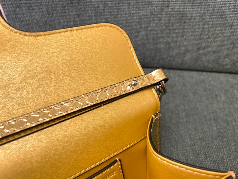 OZ - VEL Bags - 810