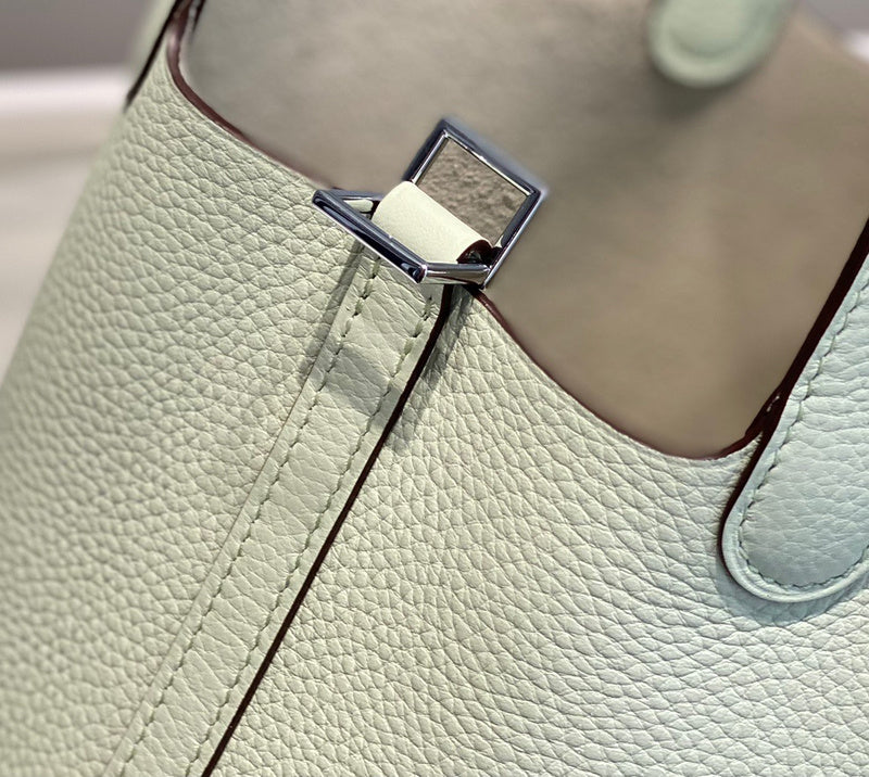 Ozarra - HMS Bags - 028