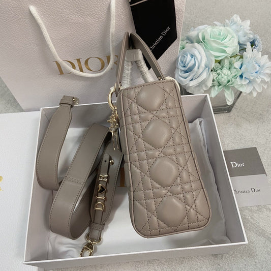 OZ - Dir Bags - 1061