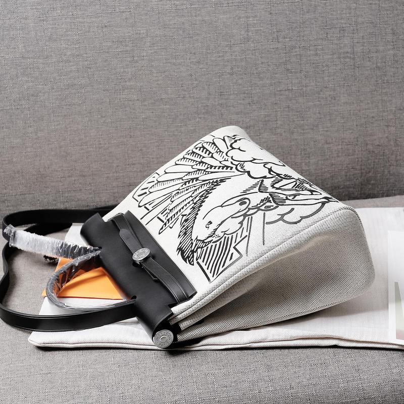 Ozarra - HMS Bags - 070