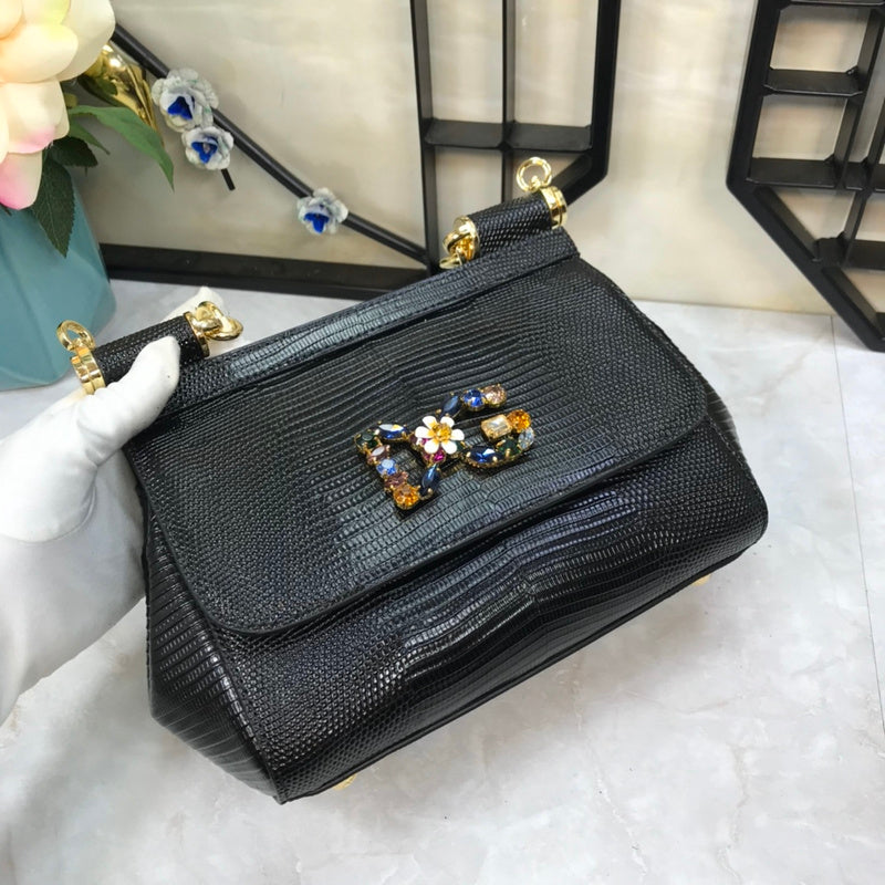 Ozarra - DG Bags - 002