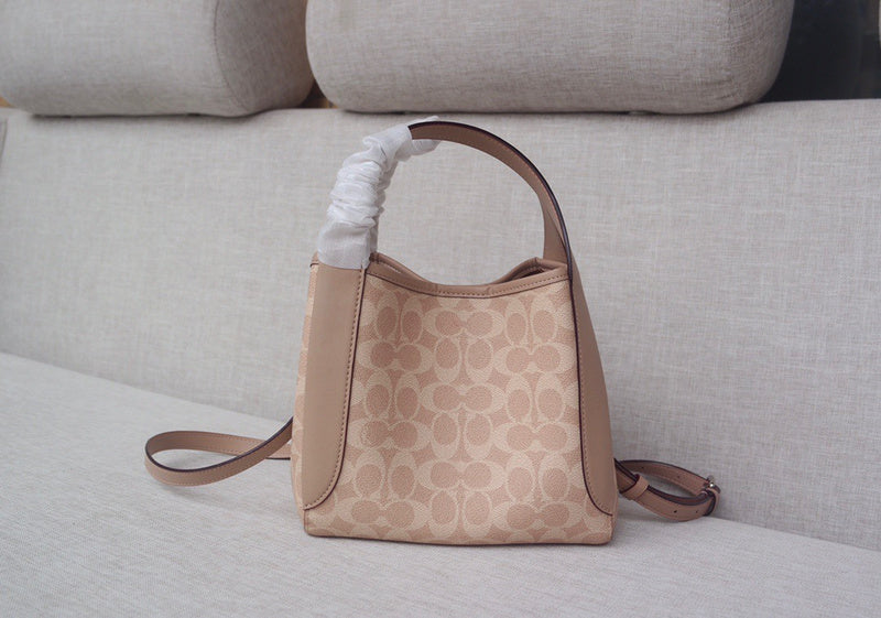 Ozarra - CAH Bags - 683