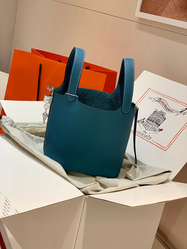 Ozarra - HMS Bags - 1017