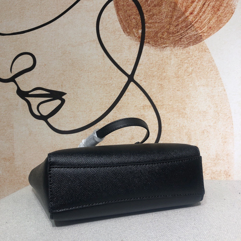 Ozarra - CAH Bags - 599