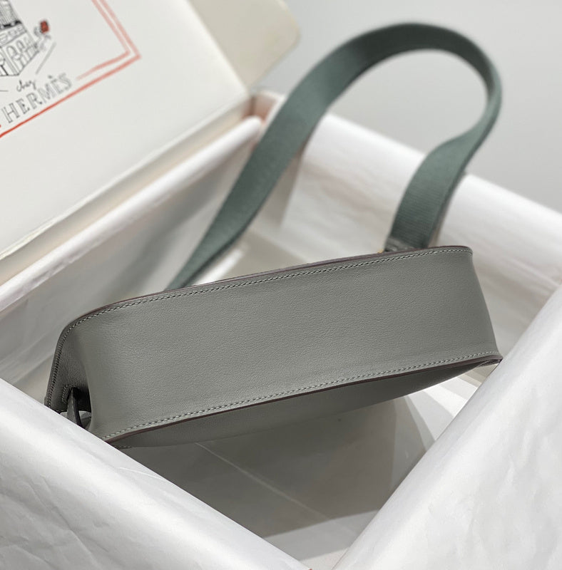Ozarra - HMS Bags - 046