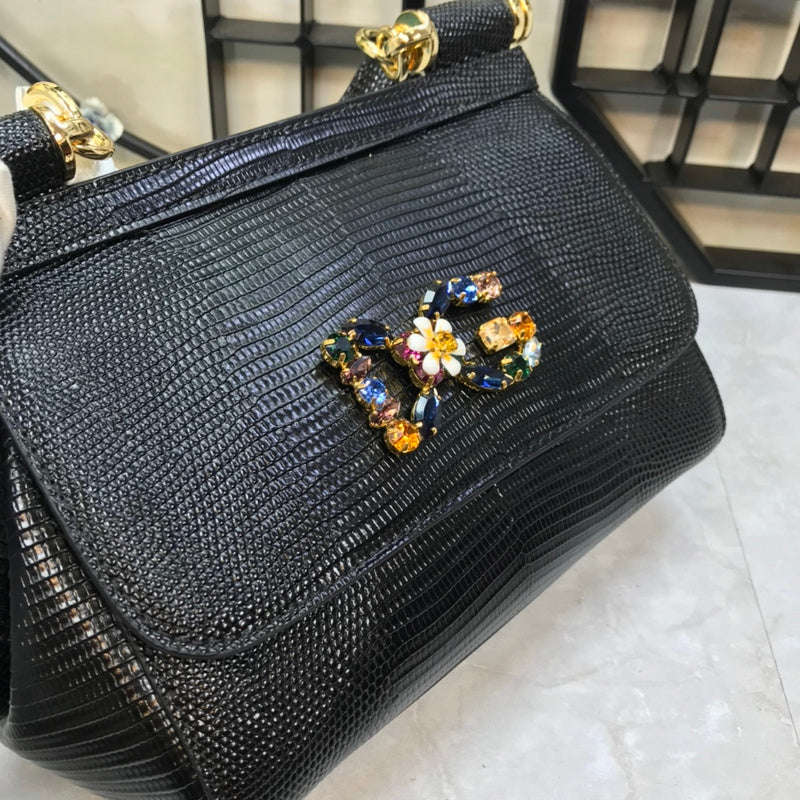Ozarra - DG Bags - 002
