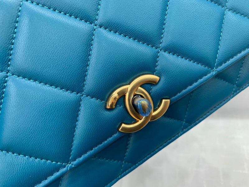 Ozarra - CHL Bags - 7386