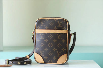 Ozarra Fashion Lu-Vi bags - 9902