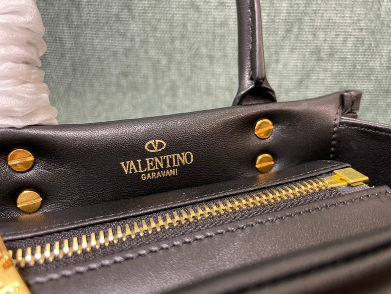 OZ - VEL Bags - 672