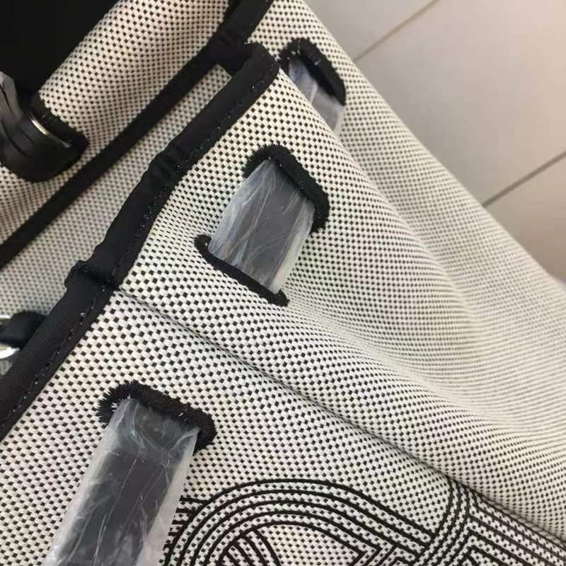 Ozarra - HMS Bags - 069
