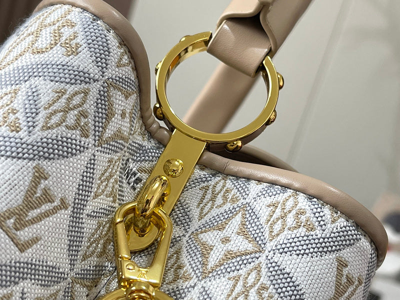 Ozarra - GUKI Women Bags - 1740
