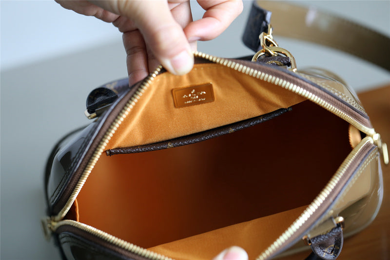 Ozarra Fashion Lu-Vi bags - 8280