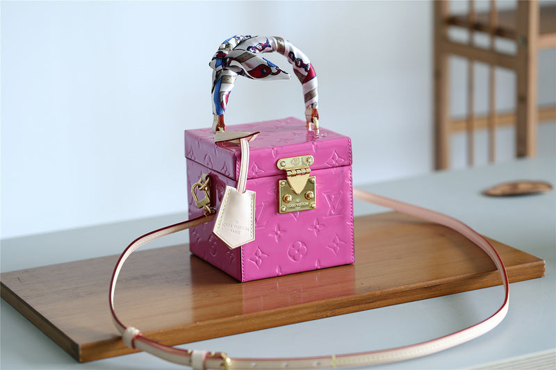 Ozarra Fashion Lu-Vi bags - 9400