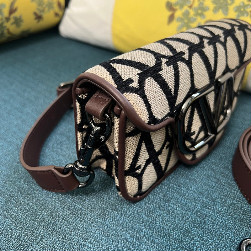 OZ - VEL Bags - 411
