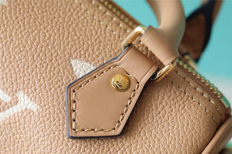Ozarra - LUV Bags - 527