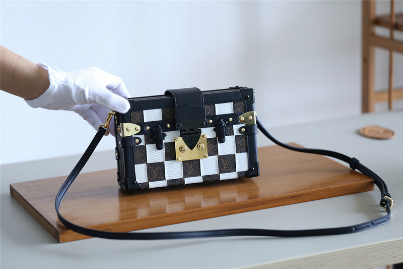 Ozarra Fashion Lu-Vi bags - 8221
