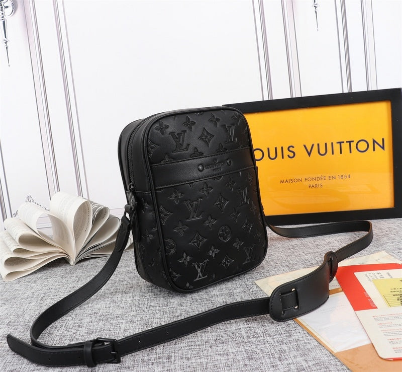 Fashion Lu-Vi bags - 3914