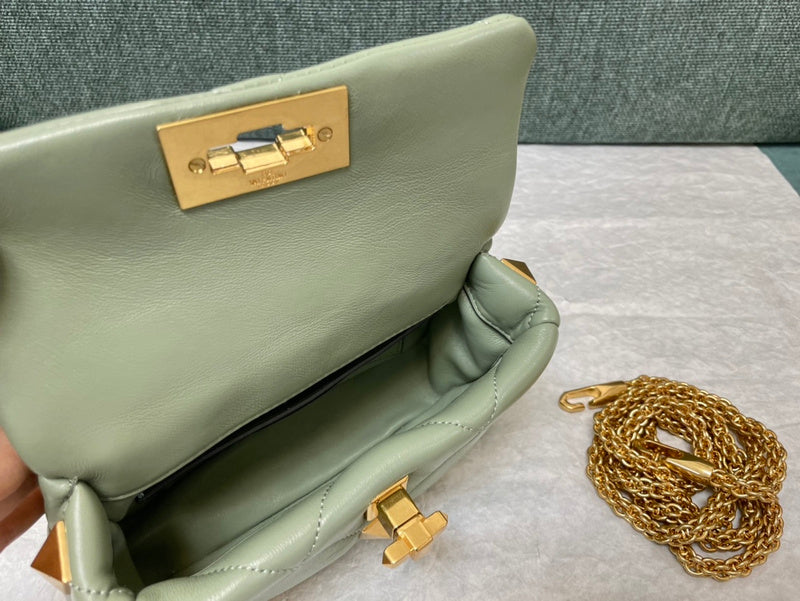 OZ - VEL Bags - 587