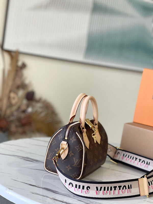 Fashion Lu-Vi bags - 4463