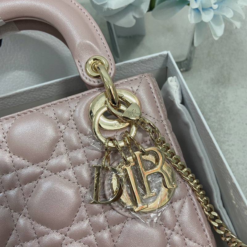 OZ - Dir Bags - 890