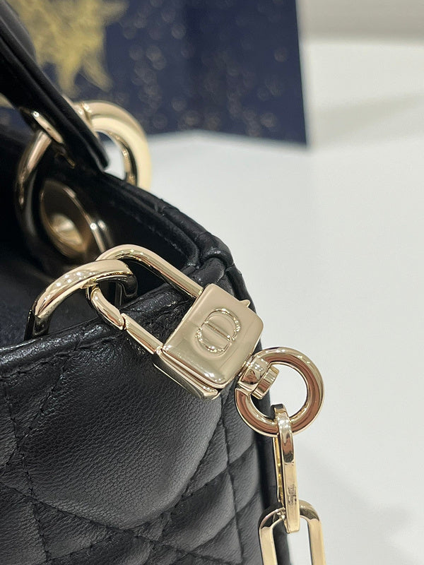 OZ - Dir Bags - 820
