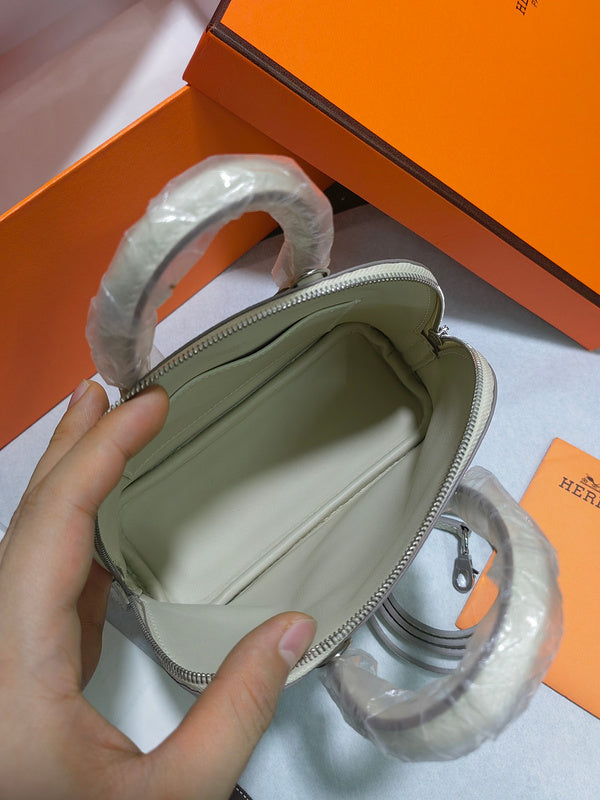 Ozarra - HMS Bags - 843