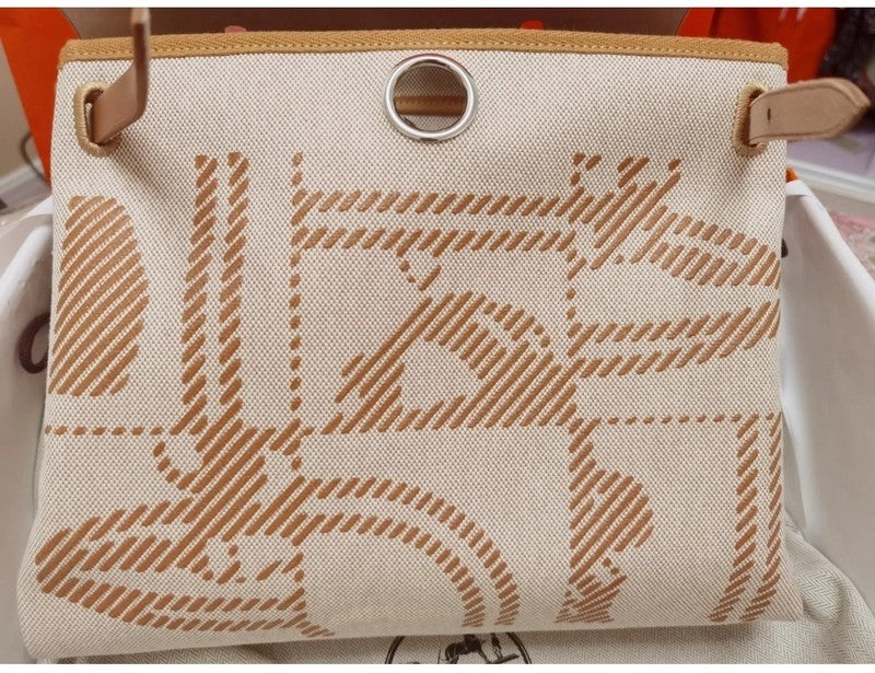 Ozarra - HMS Bags - 045