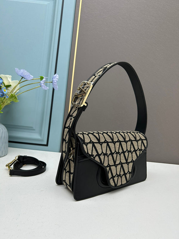 OZ - VEL Bags - 166
