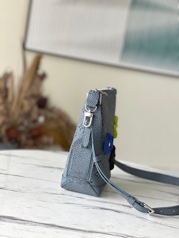 Fashion Lu-Vi bags - 4748