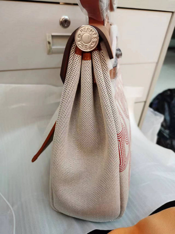 Ozarra - HMS Bags - 072