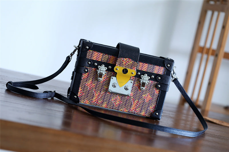 Ozarra Fashion Lu-Vi bags - 8213