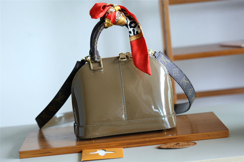 Ozarra Fashion Lu-Vi bags - 8280
