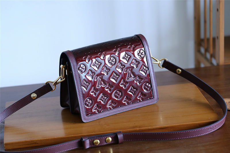 Ozarra Fashion Lu-Vi bags - 8125