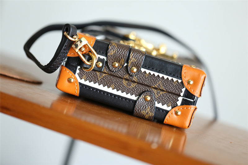 Ozarra Fashion Lu-Vi bags - 8236