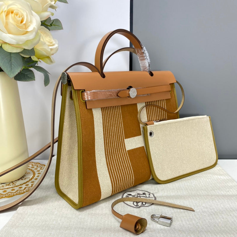Ozarra - HMS Bags - 063